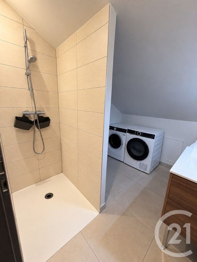 Appartement F3 &agrave; louer - 3 pi&egrave;ces - 50,70 m2 - Dommartin - 25 - FRANCHE-COMTE