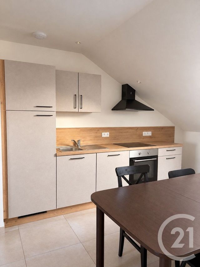 Appartement F3 &agrave; louer - 3 pi&egrave;ces - 50,70 m2 - Dommartin - 25 - FRANCHE-COMTE