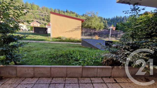 Appartement Studio &agrave; louer - 1 pi&egrave;ce - 31,75 m2 - La Cluse Et Mijoux - 25 - FRANCHE-COMTE
