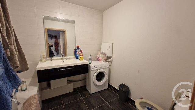 Appartement Studio &agrave; louer - 1 pi&egrave;ce - 31,75 m2 - La Cluse Et Mijoux - 25 - FRANCHE-COMTE
