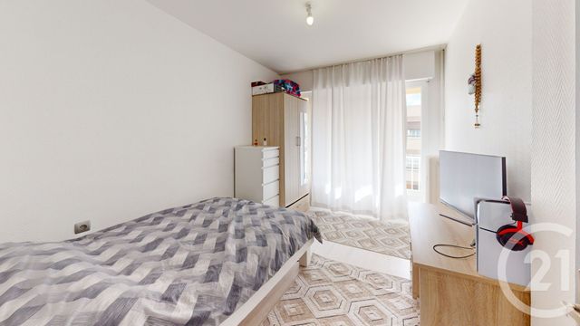 Appartement F4 &agrave; louer - 4 pi&egrave;ces - 85,77 m2 - Pontarlier - 25 - FRANCHE-COMTE