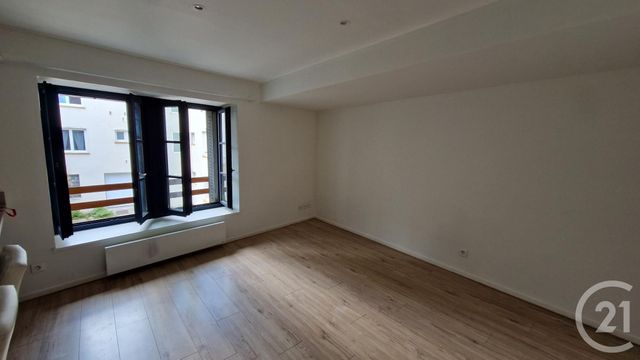 Appartement F3 &agrave; louer - 3 pi&egrave;ces - 64,75 m2 - Pontarlier - 25 - FRANCHE-COMTE
