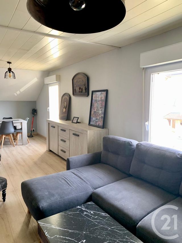 Appartement Duplex &agrave; louer - 3 pi&egrave;ces - 63,42 m2 - Pontarlier - 25 - FRANCHE-COMTE