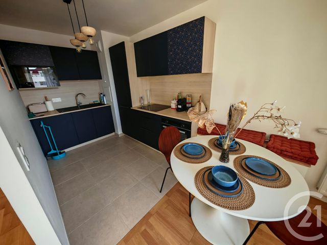 Appartement F4 &agrave; louer - 4 pi&egrave;ces - 85,38 m2 - Cormeilles En Parisis - 95 - ILE-DE-FRANCE