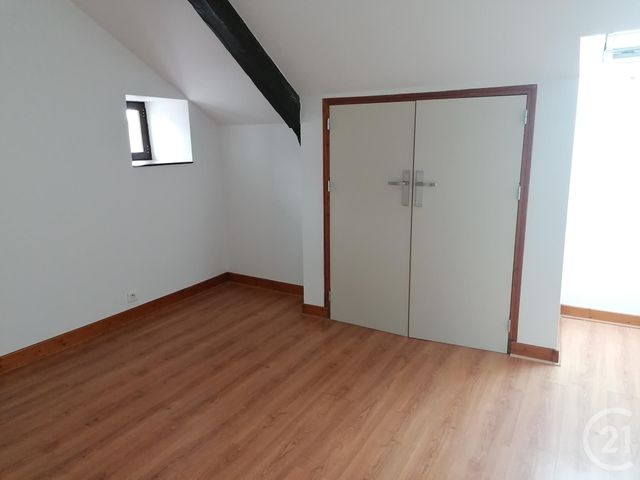 Appartement F3 &agrave; louer - 2 pi&egrave;ces - 37,25 m2 - Brive La Gaillarde - 19 - LIMOUSIN