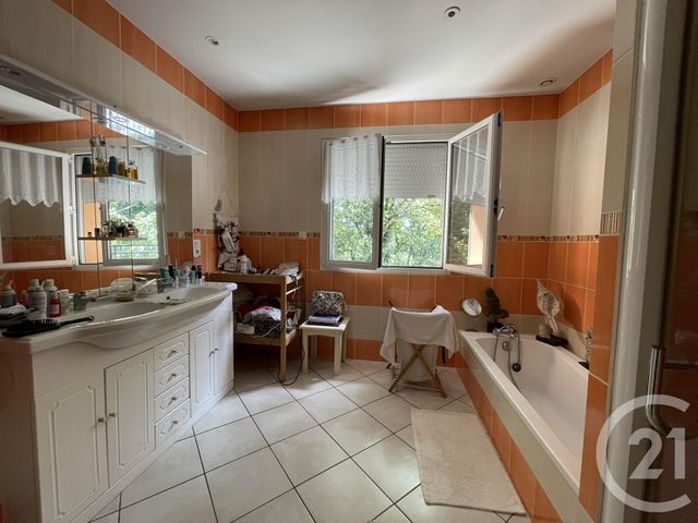 Maison à vendre - 4 pièces - 147 m2 - Brignac La Plaine - 19 - LIMOUSIN