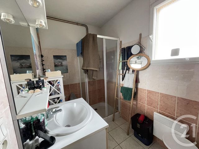 Appartement F2 &agrave; vendre - 2 pi&egrave;ces - 42,90 m2 - Brive La Gaillarde - 19 - LIMOUSIN