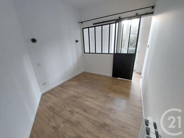 Appartement &agrave; louer - 2 pi&egrave;ces - 29,58 m2 - Brive La Gaillarde - 19 - LIMOUSIN