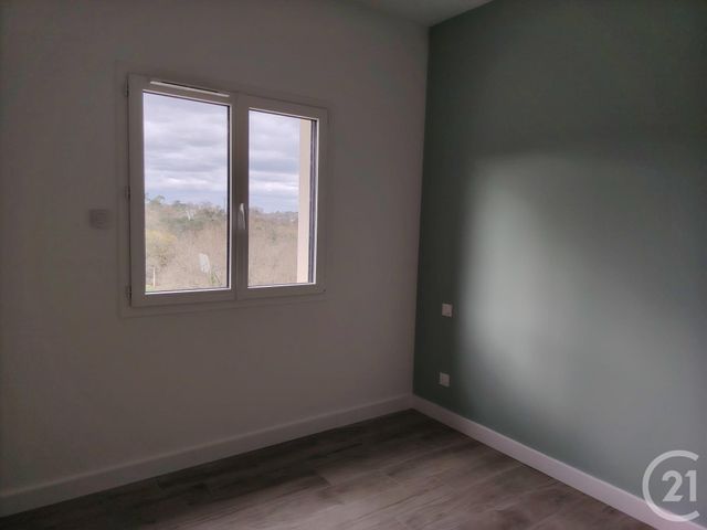 Maison &agrave; louer - 5 pi&egrave;ces - 108,96 m2 - Brive La Gaillarde - 19 - LIMOUSIN