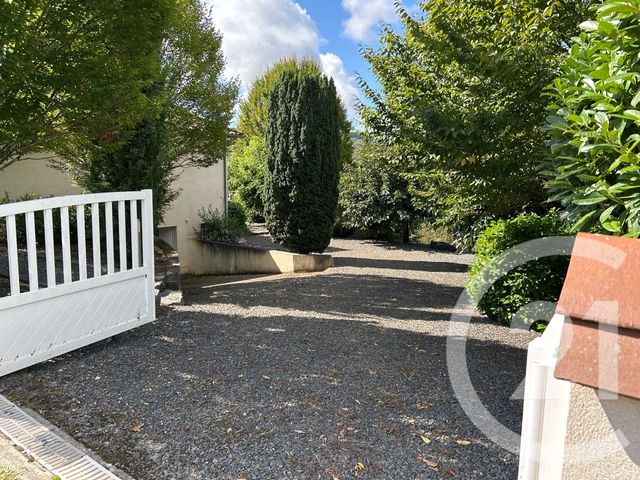 Maison à vendre - 5 pièces - 126,51 m2 - Le Lardin St Lazare - 24 - AQUITAINE