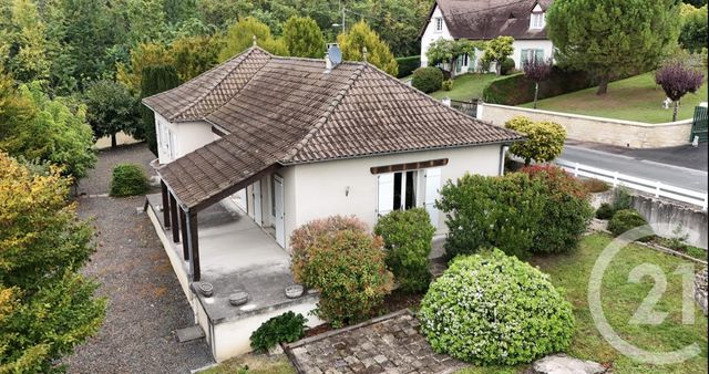 Maison à vendre - 5 pièces - 126,51 m2 - Le Lardin St Lazare - 24 - AQUITAINE