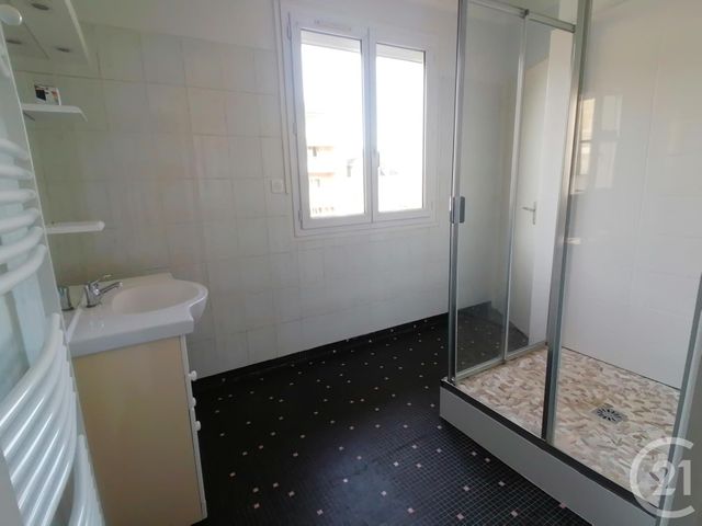 Appartement Duplex &agrave; louer - 4 pi&egrave;ces - 112,48 m2 - Brive La Gaillarde - 19 - LIMOUSIN