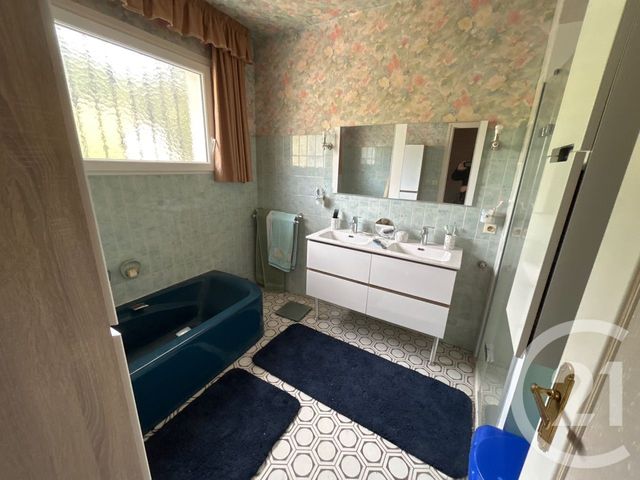 Maison à vendre - 7 pièces - 164,28 m2 - Tulle - 19 - LIMOUSIN