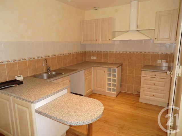 Appartement F5 &agrave; louer - 5 pi&egrave;ces - 116,98 m2 - Brive La Gaillarde - 19 - LIMOUSIN