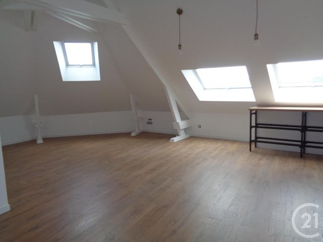 Appartement F3 &agrave; louer - 3 pi&egrave;ces - 43,95 m2 - Brive La Gaillarde - 19 - LIMOUSIN