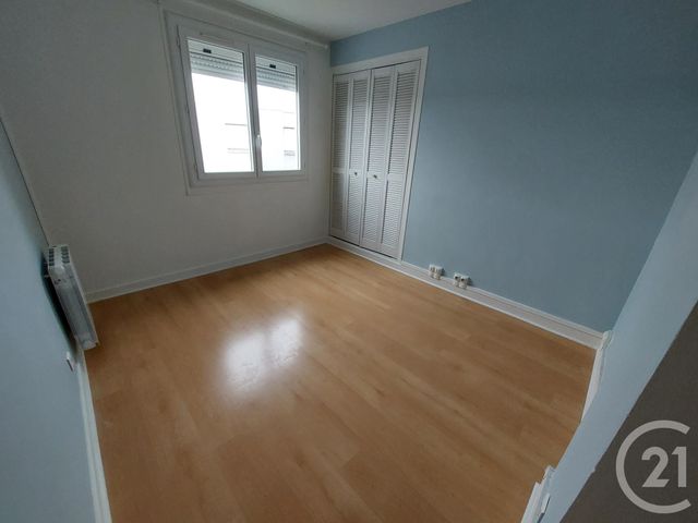 Appartement T4 &agrave; louer - 4 pi&egrave;ces - 81,10 m2 - Brive La Gaillarde - 19 - LIMOUSIN