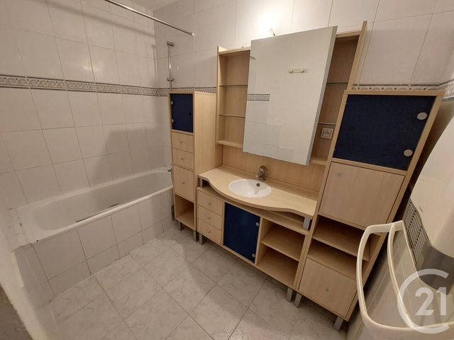 Appartement T4 &agrave; louer - 4 pi&egrave;ces - 81,10 m2 - Brive La Gaillarde - 19 - LIMOUSIN