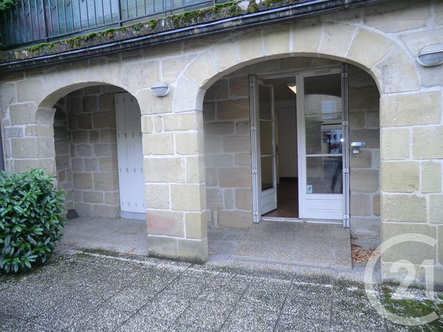 Bureaux à louer - 105.0 m2 - 19 - Correze