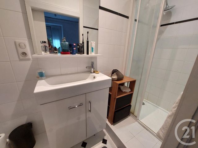 Appartement à louer - 2 pièces - 45,25 m2 - Brive La Gaillarde - 19 - LIMOUSIN