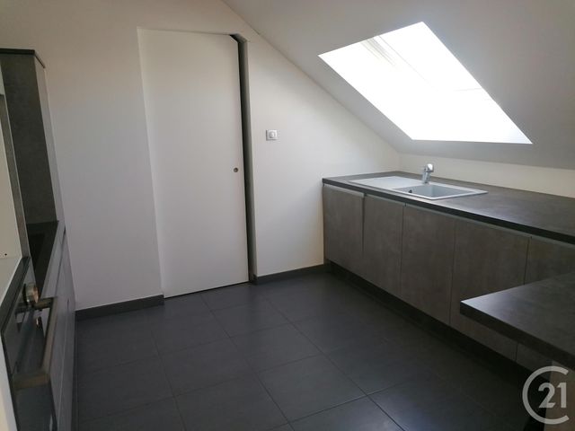 Appartement F5 &agrave; louer - 4 pi&egrave;ces - 112,50 m2 - Brive La Gaillarde - 19 - LIMOUSIN