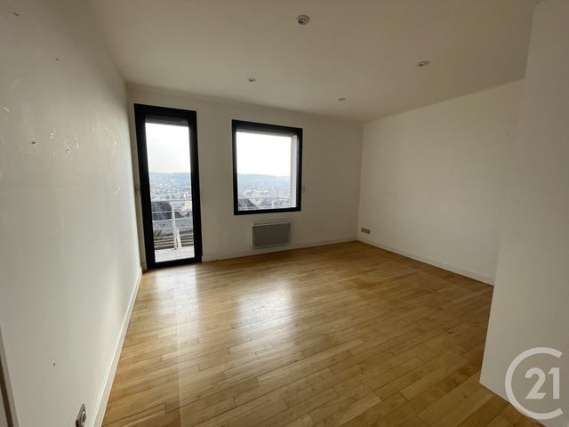 Maison &agrave; louer - 6 pi&egrave;ces - 134,60 m2 - Brive La Gaillarde - 19 - LIMOUSIN