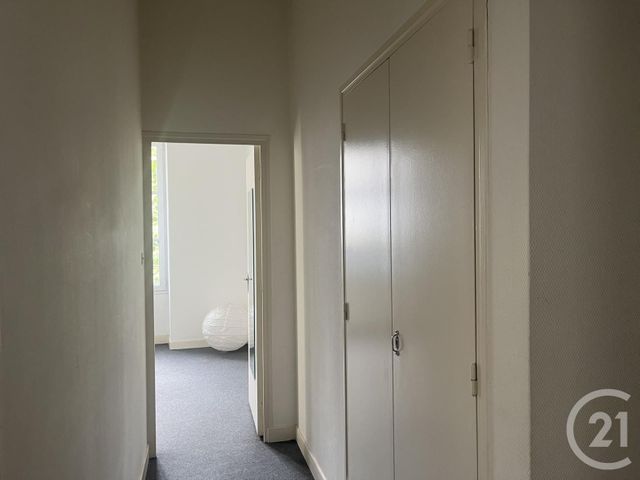 Appartement F4 &agrave; louer - 4 pi&egrave;ces - 101,38 m2 - Brive La Gaillarde - 19 - LIMOUSIN