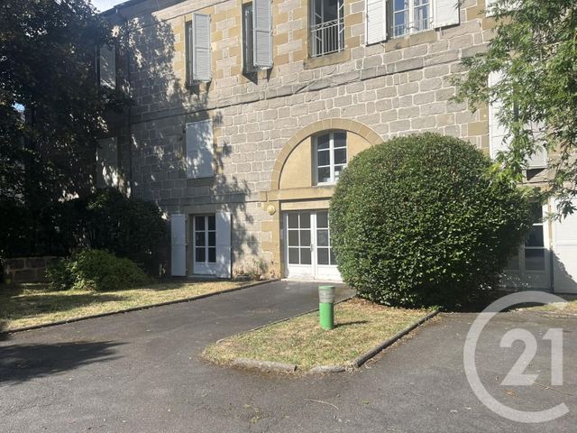 Appartement F4 &agrave; louer - 4 pi&egrave;ces - 101,38 m2 - Brive La Gaillarde - 19 - LIMOUSIN