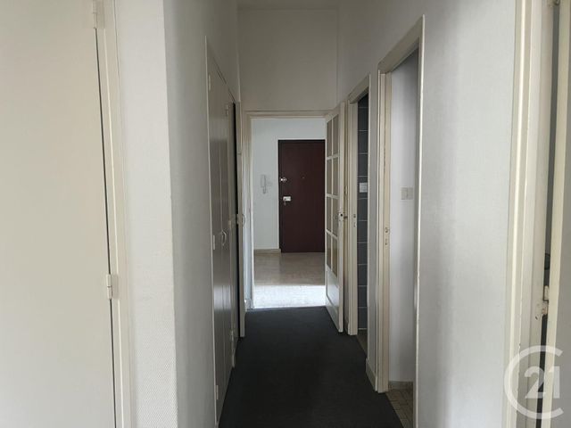 Appartement F4 &agrave; louer - 4 pi&egrave;ces - 101,38 m2 - Brive La Gaillarde - 19 - LIMOUSIN