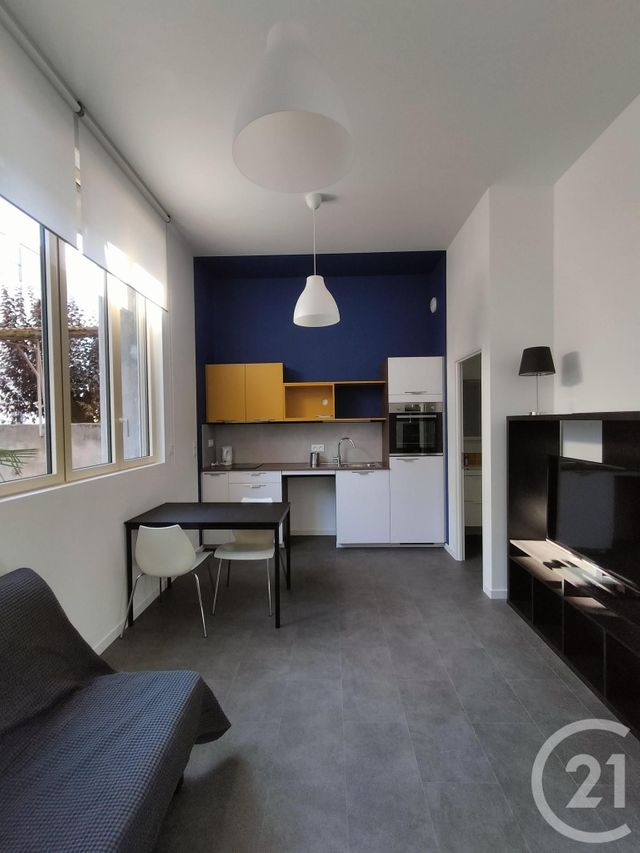 Appartement Studio &agrave; louer - 1 pi&egrave;ce - 22,62 m2 - Brive La Gaillarde - 19 - LIMOUSIN