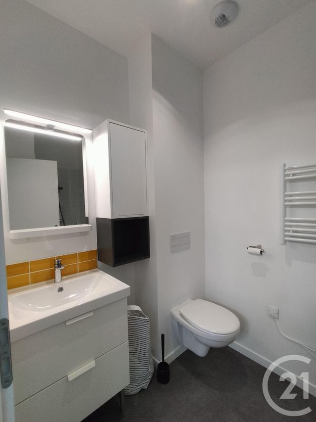 Appartement Studio &agrave; louer - 1 pi&egrave;ce - 22,62 m2 - Brive La Gaillarde - 19 - LIMOUSIN