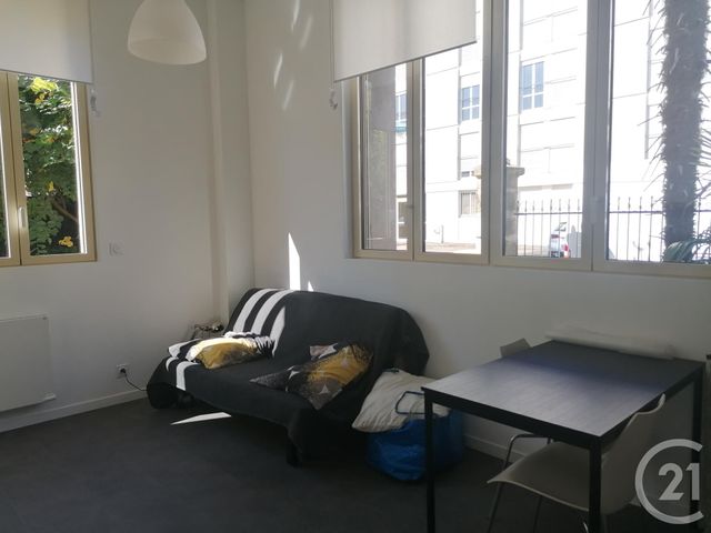 Appartement Studio &agrave; louer - 1 pi&egrave;ce - 22,69 m2 - Brive La Gaillarde - 19 - LIMOUSIN