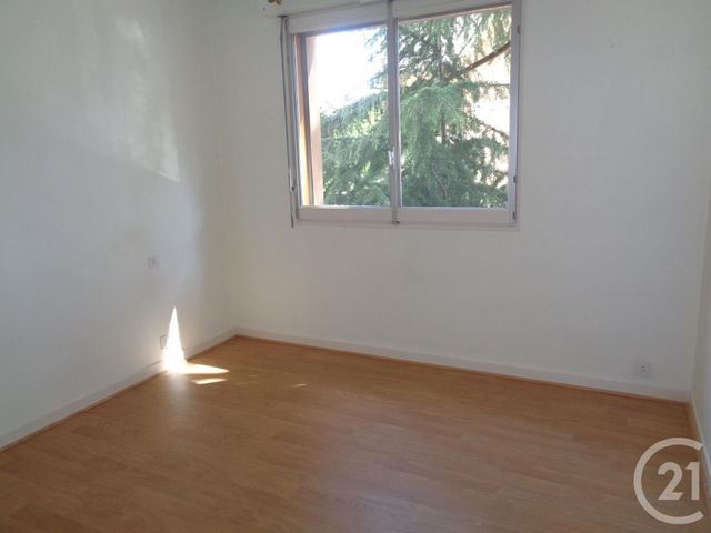 Appartement F2 &agrave; louer - 2 pi&egrave;ces - 43,31 m2 - Brive La Gaillarde - 19 - LIMOUSIN