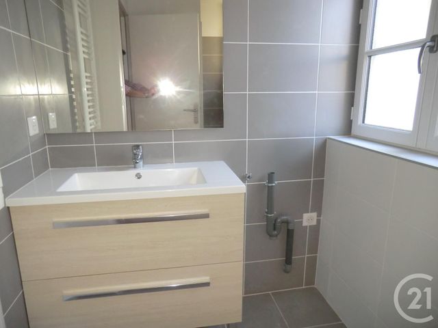 Appartement F2 &agrave; louer - 2 pi&egrave;ces - 45,57 m2 - Brive La Gaillarde - 19 - LIMOUSIN