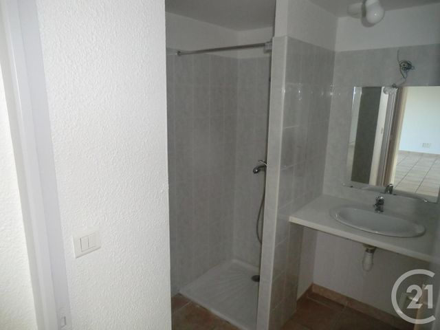 Maison &agrave; louer - 4 pi&egrave;ces - 80 m2 - Malemort Sur Correze - 19 - LIMOUSIN