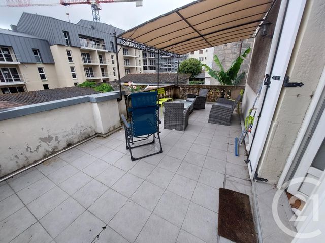 Appartement &agrave; louer - 2 pi&egrave;ces - 45,25 m2 - Brive La Gaillarde - 19 - LIMOUSIN