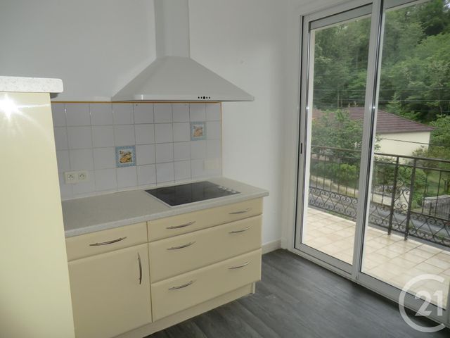 Appartement F3 &agrave; louer - 3 pi&egrave;ces - 85,06 m2 - Brive La Gaillarde - 19 - LIMOUSIN