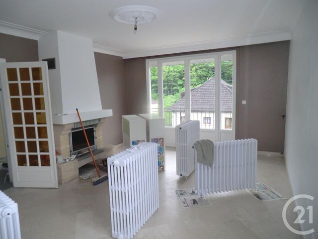 Appartement F3 &agrave; louer - 3 pi&egrave;ces - 85,06 m2 - Brive La Gaillarde - 19 - LIMOUSIN