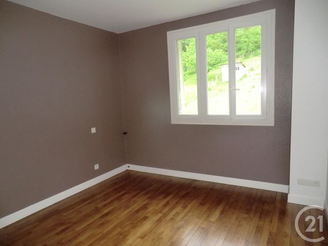 Appartement F3 &agrave; louer - 3 pi&egrave;ces - 85,06 m2 - Brive La Gaillarde - 19 - LIMOUSIN