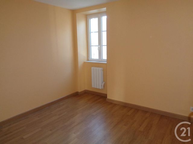 Maison &agrave; louer - 4 pi&egrave;ces - 62,59 m2 - Ste Fereole - 19 - LIMOUSIN