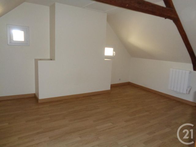 Maison &agrave; louer - 4 pi&egrave;ces - 62,59 m2 - Ste Fereole - 19 - LIMOUSIN