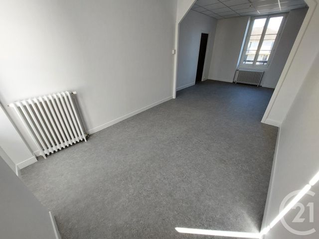 Maison &agrave; louer - 4 pi&egrave;ces - 103,60 m2 - Brive La Gaillarde - 19 - LIMOUSIN