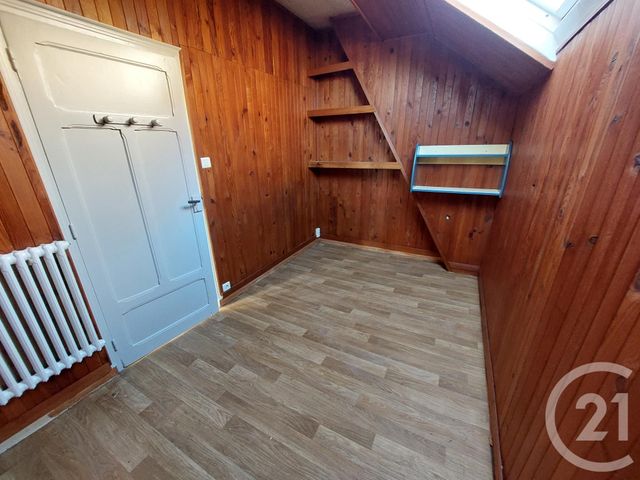 Maison &agrave; louer - 4 pi&egrave;ces - 103,60 m2 - Brive La Gaillarde - 19 - LIMOUSIN