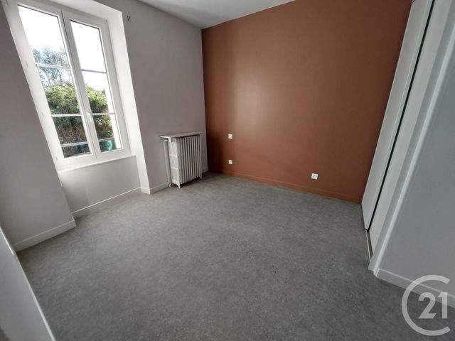 Maison &agrave; louer - 4 pi&egrave;ces - 103,60 m2 - Brive La Gaillarde - 19 - LIMOUSIN