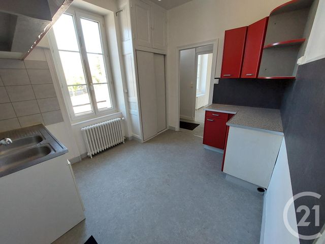 Maison &agrave; louer - 4 pi&egrave;ces - 103,60 m2 - Brive La Gaillarde - 19 - LIMOUSIN