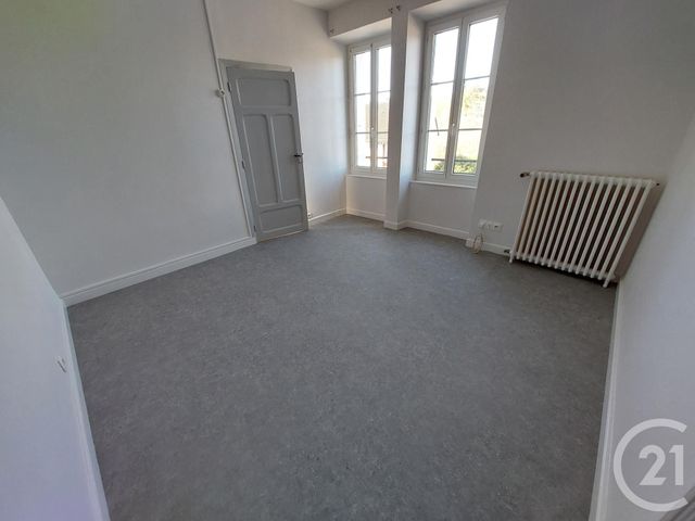 Maison &agrave; louer - 4 pi&egrave;ces - 103,60 m2 - Brive La Gaillarde - 19 - LIMOUSIN