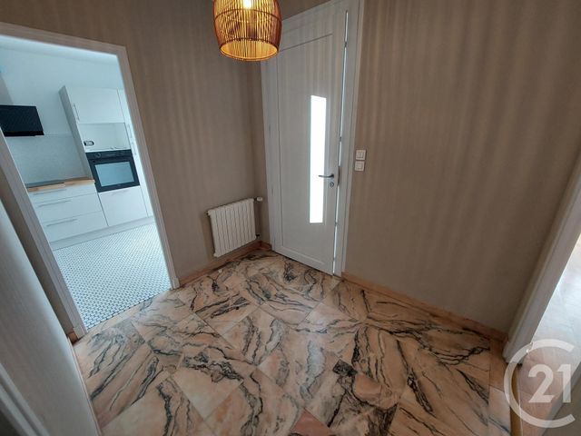 Maison &agrave; louer - 5 pi&egrave;ces - 118,14 m2 - Brive La Gaillarde - 19 - LIMOUSIN