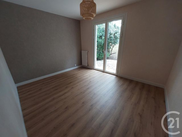 Maison &agrave; louer - 5 pi&egrave;ces - 118,14 m2 - Brive La Gaillarde - 19 - LIMOUSIN