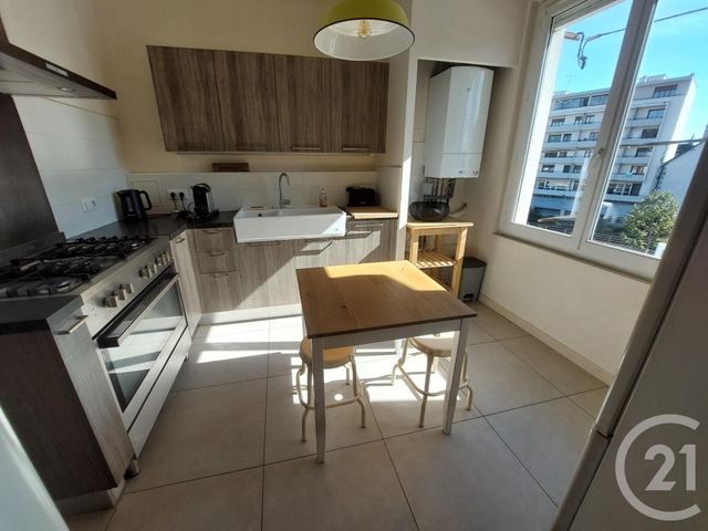 Appartement F3 &agrave; louer - 3 pi&egrave;ces - 65,28 m2 - Brive La Gaillarde - 19 - LIMOUSIN