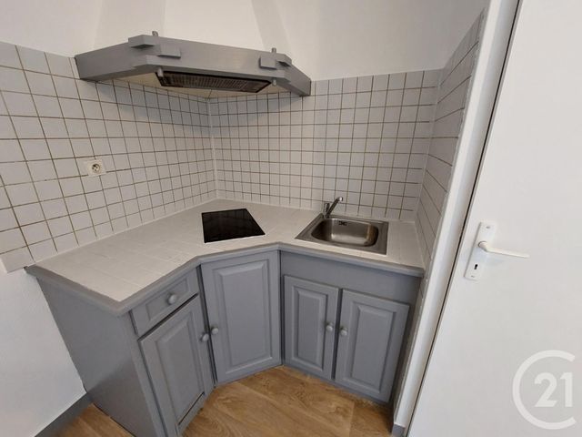 Appartement &agrave; louer - 2 pi&egrave;ces - 25,40 m2 - Brive La Gaillarde - 19 - LIMOUSIN