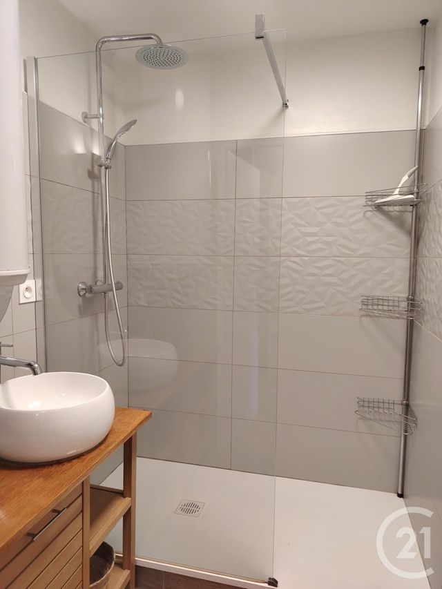 Appartement F1 &agrave; louer - 1 pi&egrave;ce - 21,54 m2 - Brive La Gaillarde - 19 - LIMOUSIN